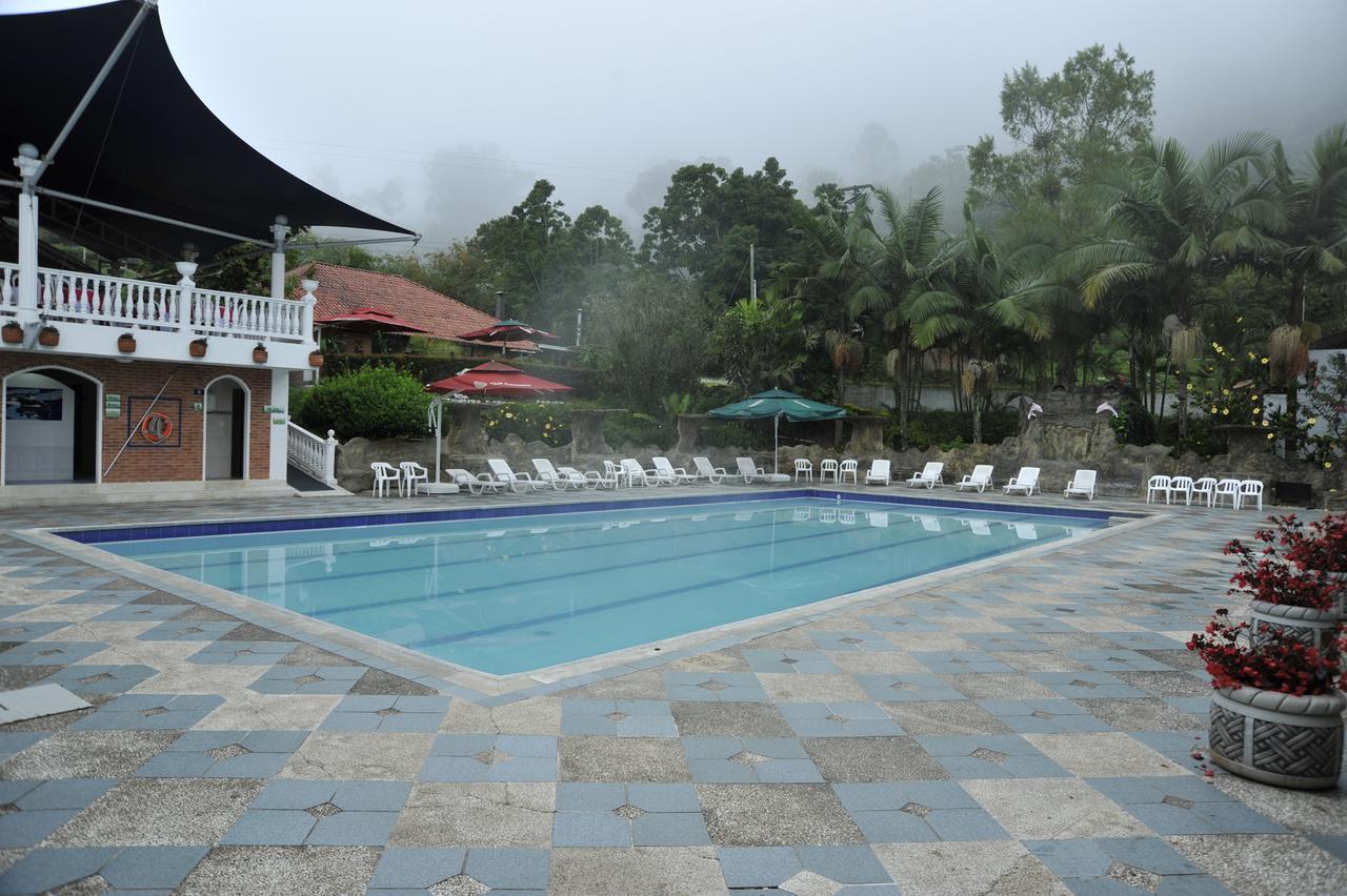 Termales Santa Monica Hotel Choachí Buitenkant foto