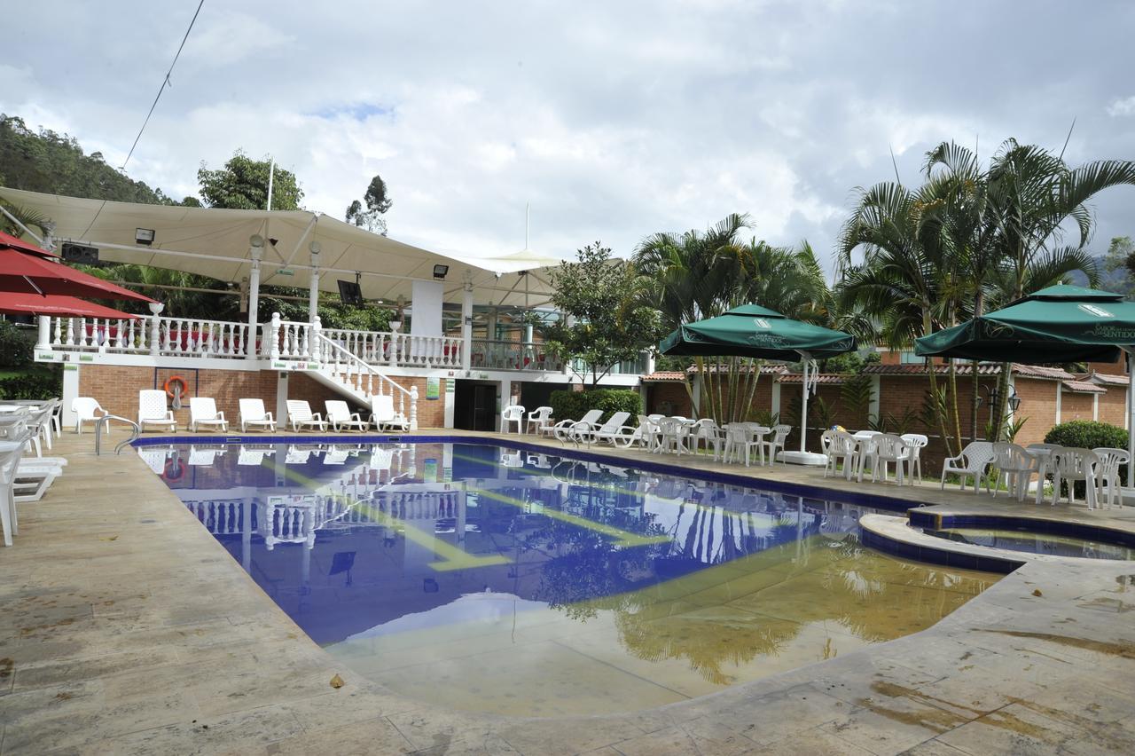 Termales Santa Monica Hotel Choachí Buitenkant foto