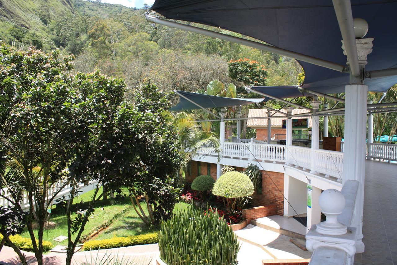 Termales Santa Monica Hotel Choachí Buitenkant foto