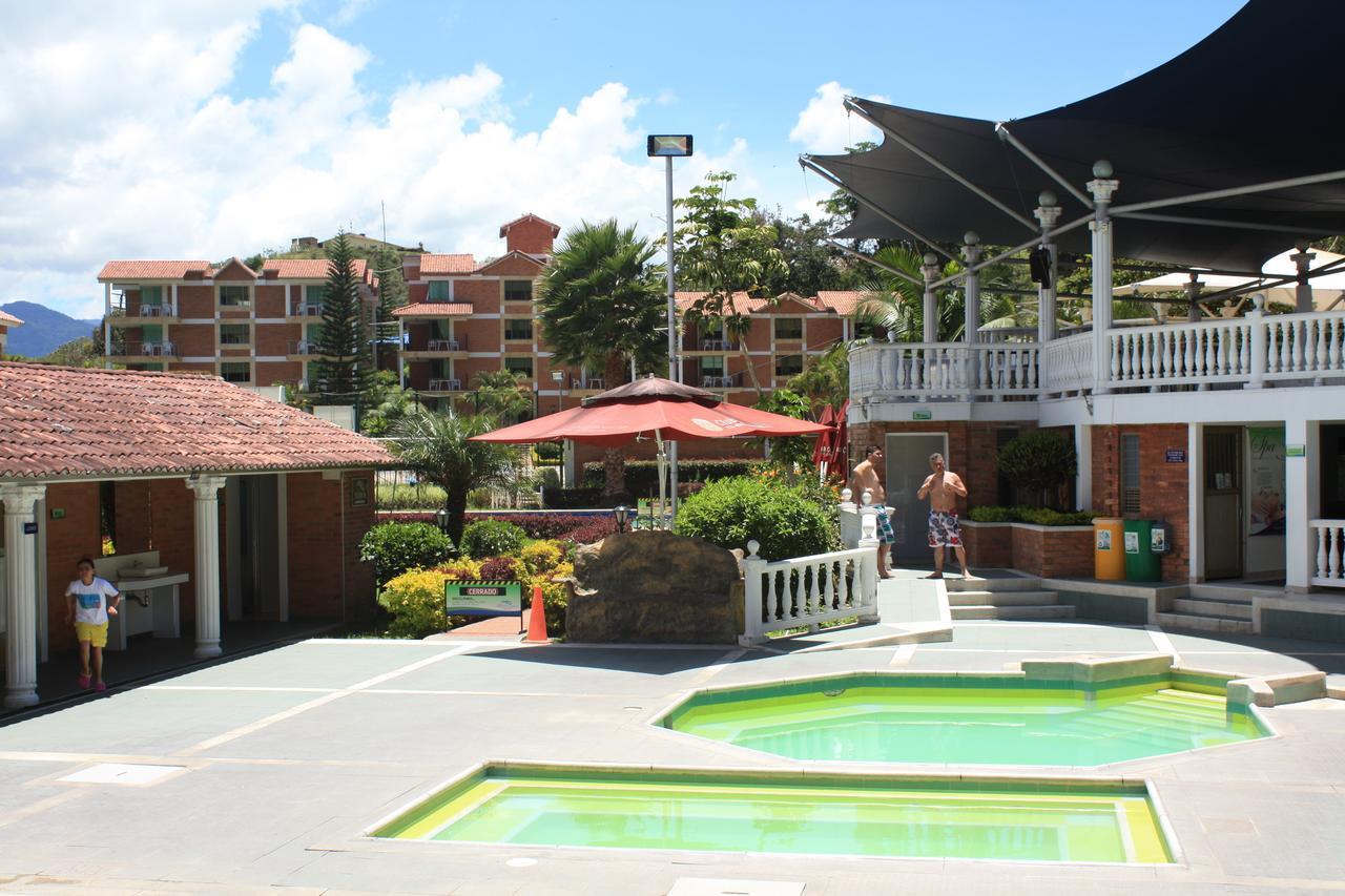 Termales Santa Monica Hotel Choachí Buitenkant foto