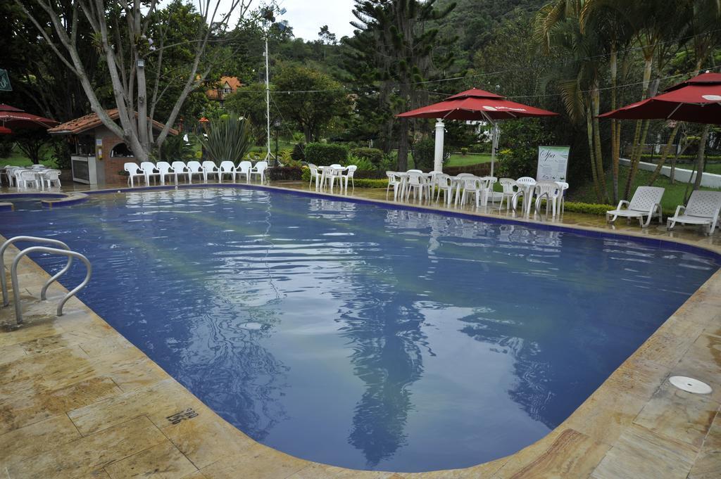 Termales Santa Monica Hotel Choachí Buitenkant foto